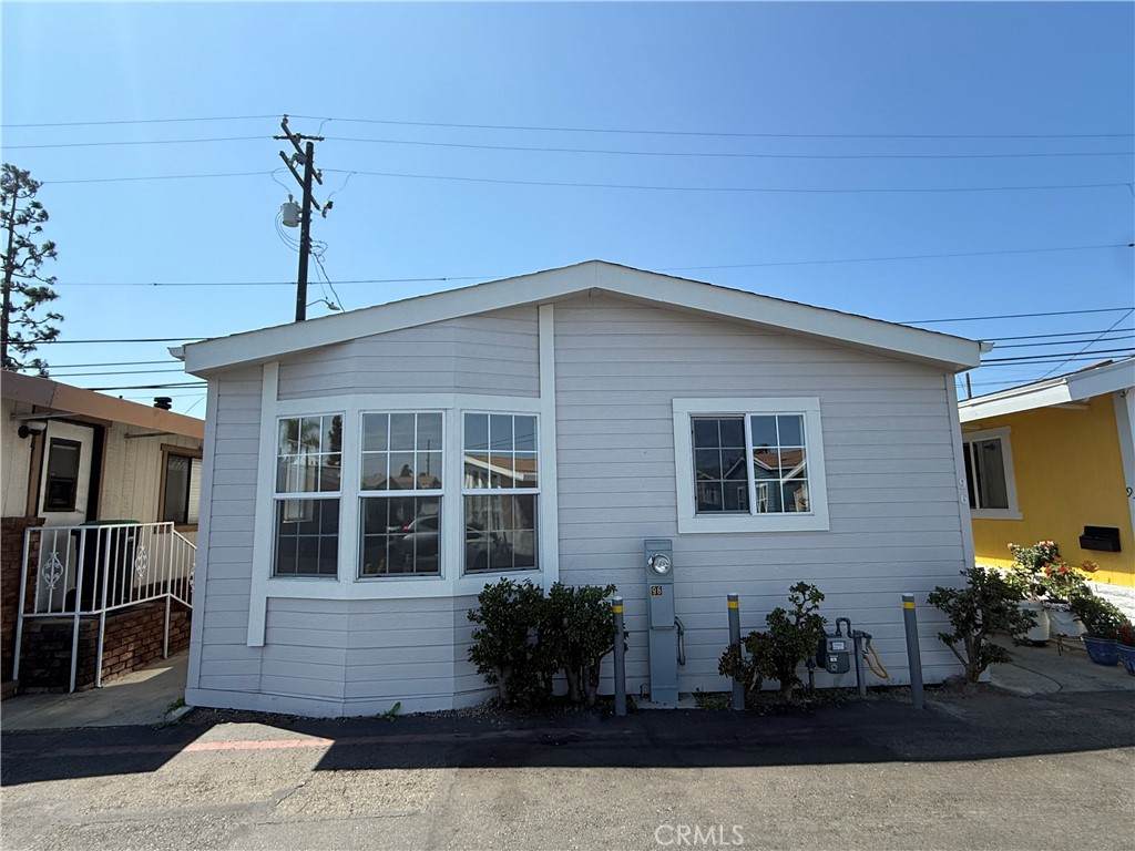 327 Wilson Street - Photo 1