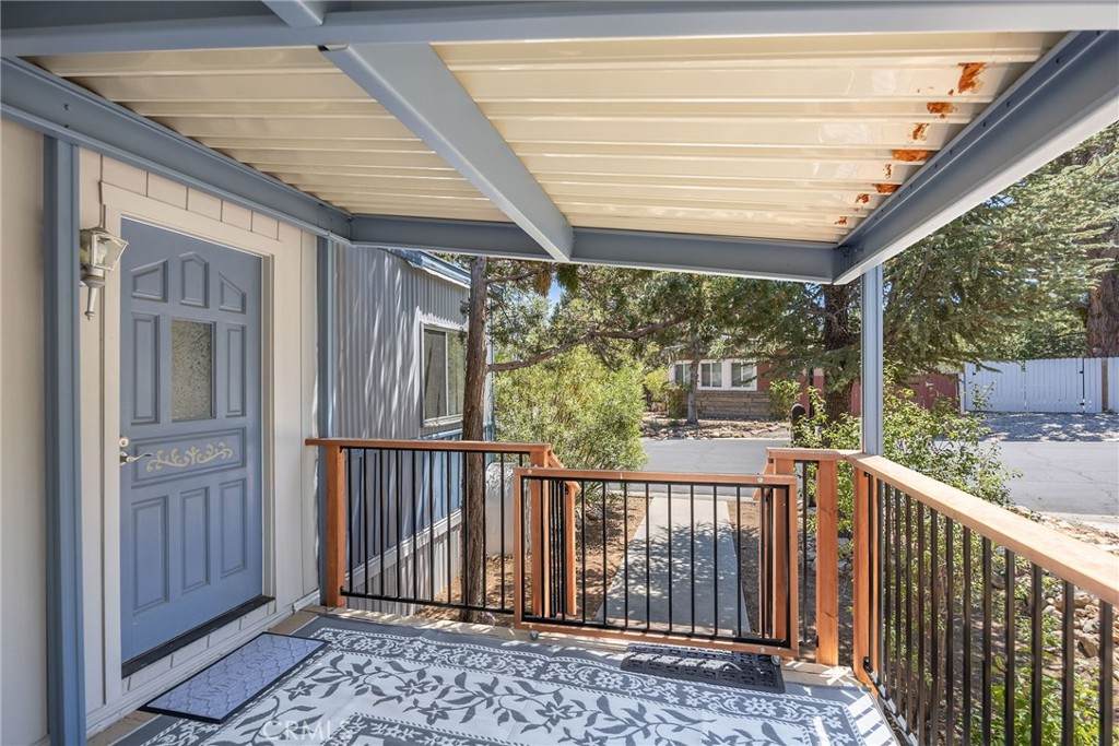 391 Montclair Drive - Photo 1