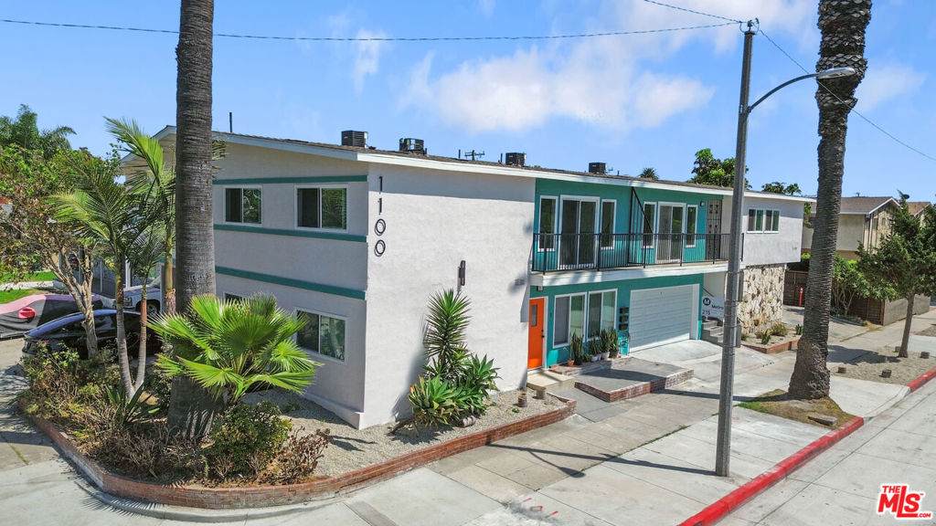 1100 Inglewood Avenue - Photo 1