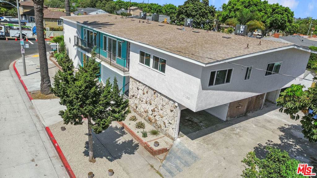 https://bt-photos.global.ssl.fastly.net/socal/orig_boomver_1_484687229-2.jpg