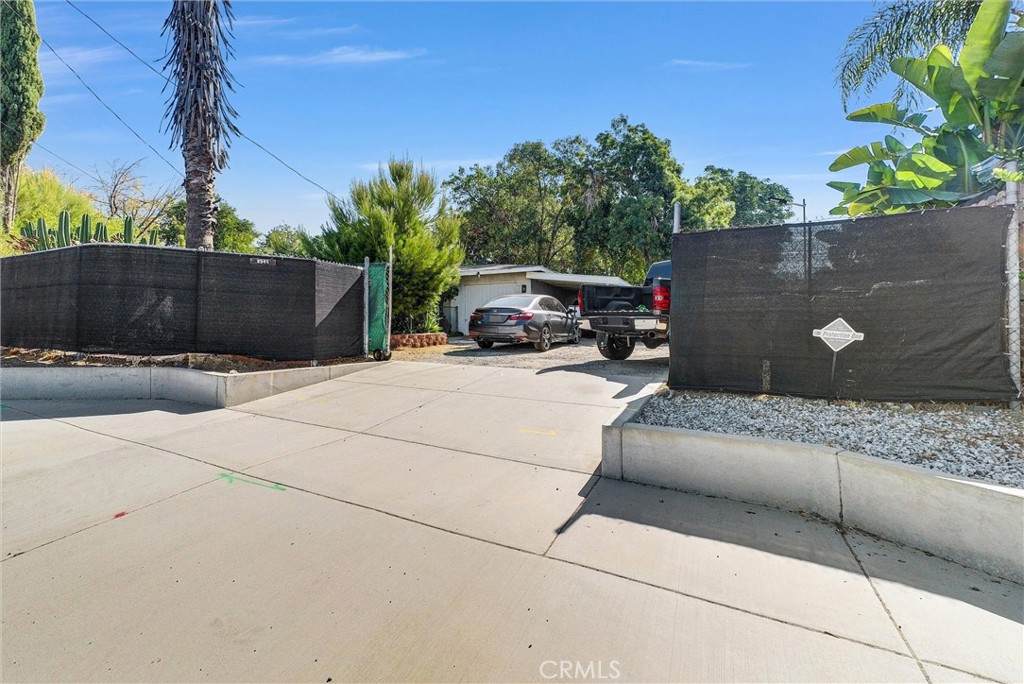 https://bt-photos.global.ssl.fastly.net/socal/orig_boomver_1_489866377-2.jpg