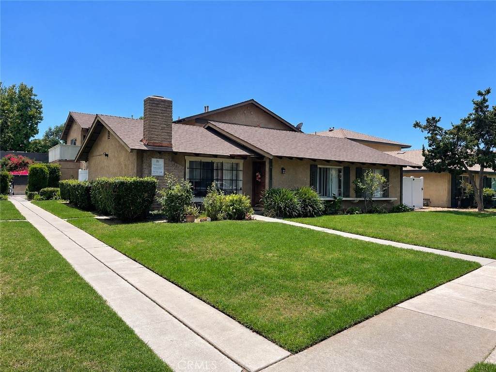 2236 Franzen - Photo 1