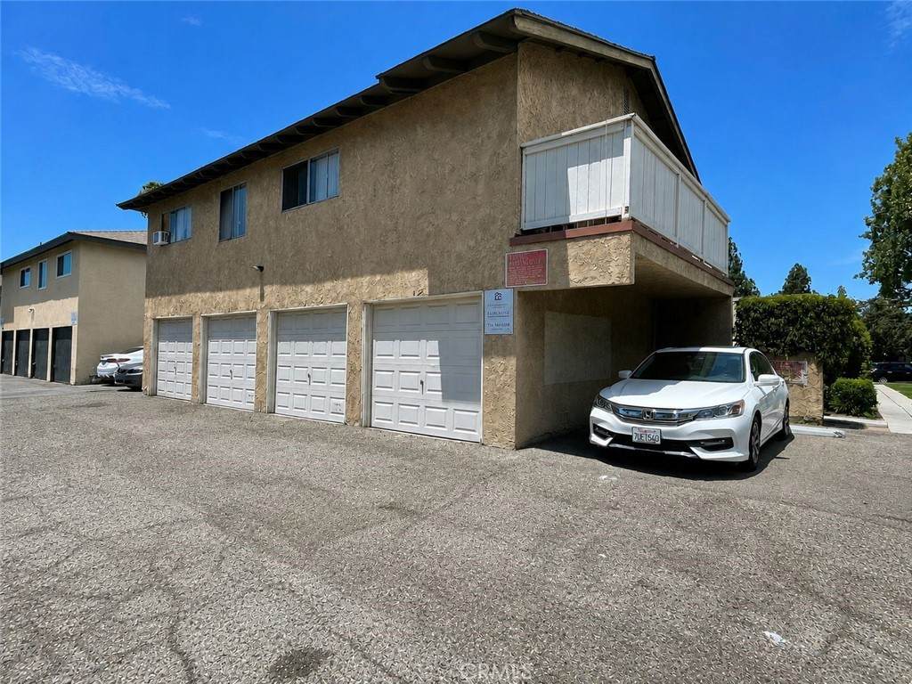 https://bt-photos.global.ssl.fastly.net/socal/orig_boomver_1_490915052-2.jpg