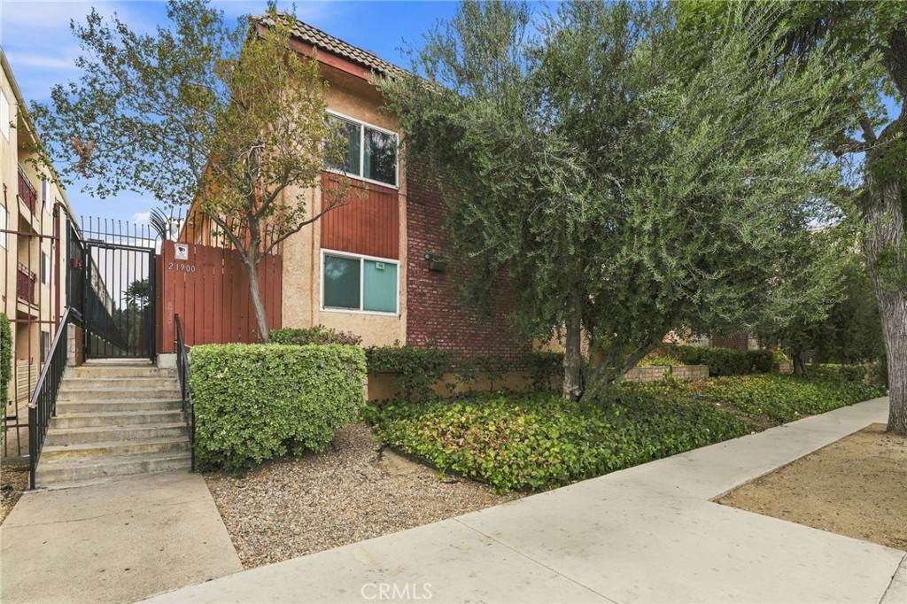 21900 Roscoe Boulevard - Photo 1