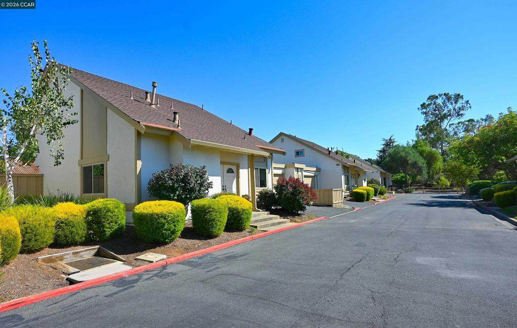 https://bt-photos.global.ssl.fastly.net/socal/orig_boomver_1_492062305-2.jpg