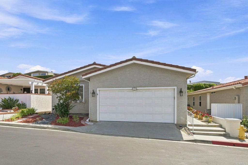 https://bt-photos.global.ssl.fastly.net/socal/orig_boomver_1_492540307-2.jpg