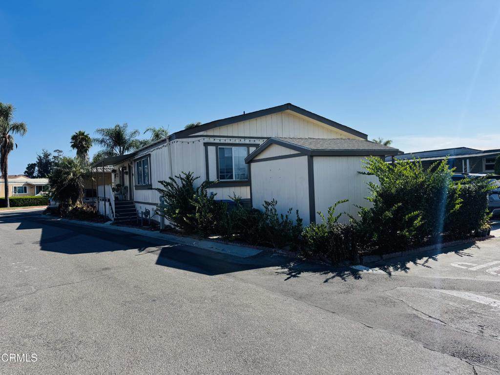 1253 Pear Avenue - Photo 1