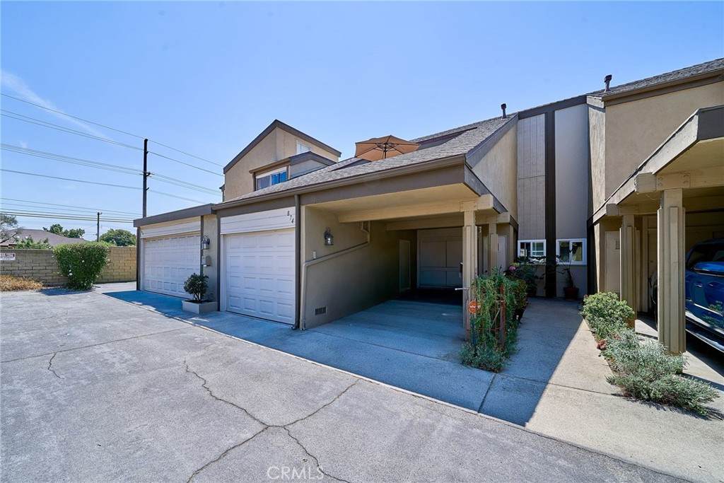 874 Northwood - Photo 1