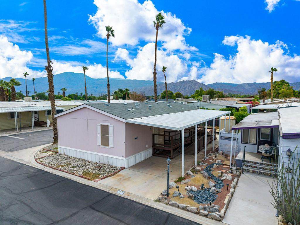 51555 Monroe Street - Photo 1