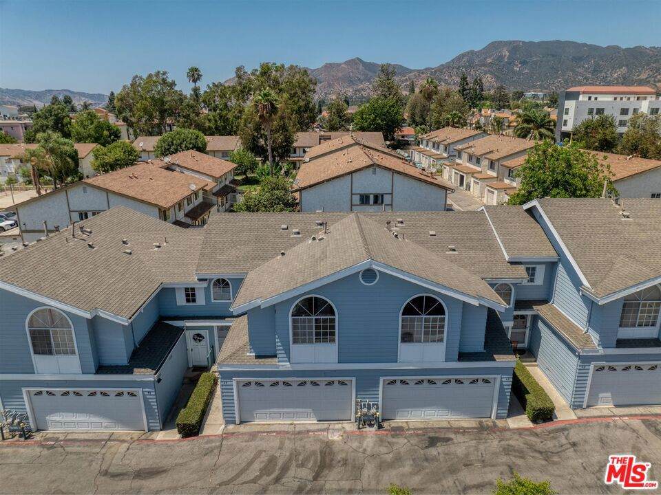 https://bt-photos.global.ssl.fastly.net/socal/orig_boomver_1_496933256-2.jpg