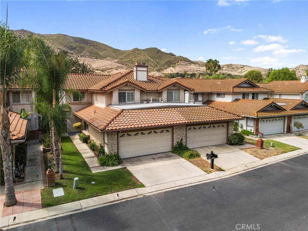 30112 Elizabeth Court - Photo 1