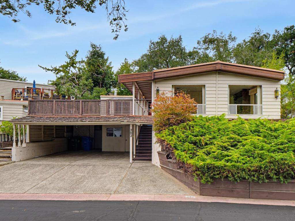 552 Bean Creek Road - Photo 1