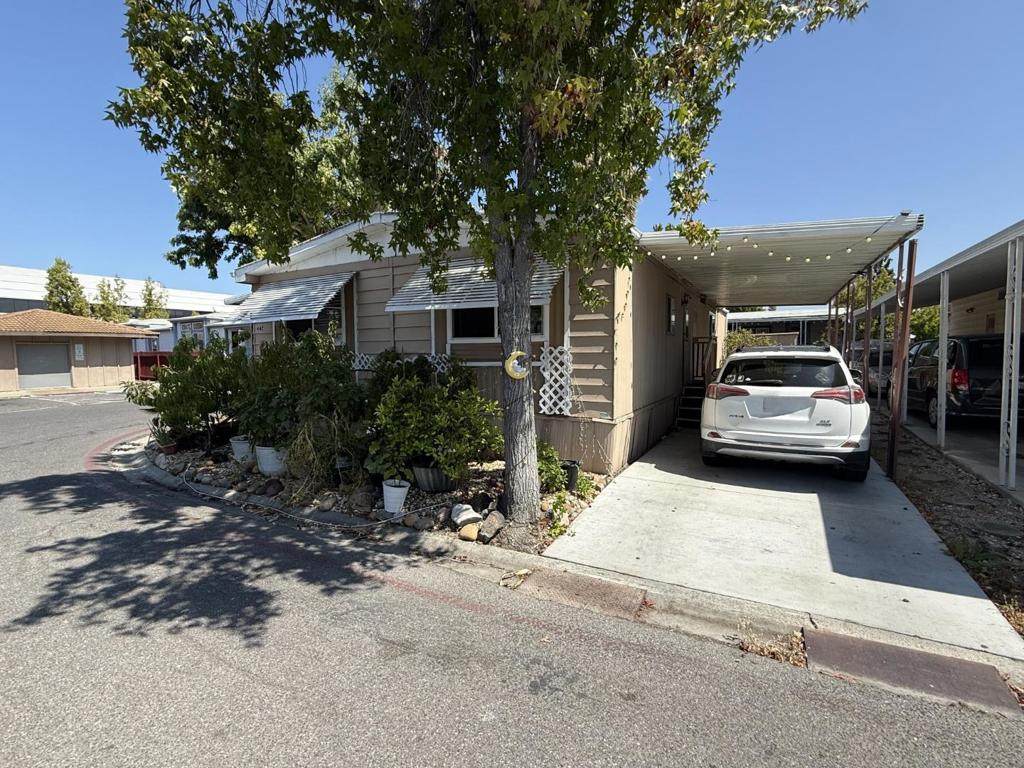 https://bt-photos.global.ssl.fastly.net/socal/orig_boomver_1_502760746-2.jpg