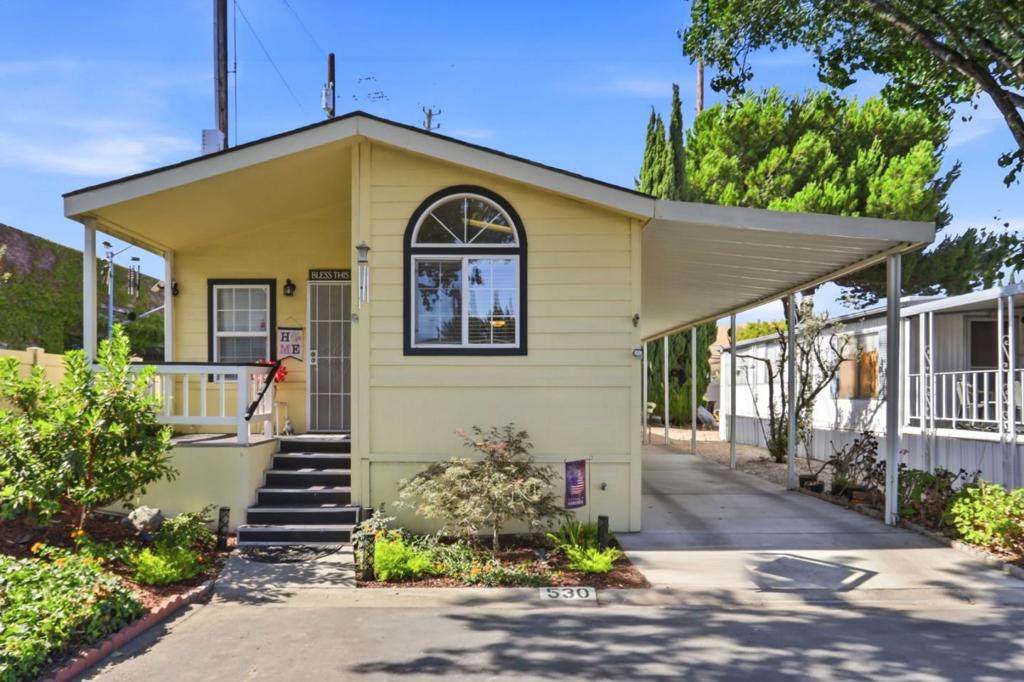 530 Mountain Home Drive - Photo 1