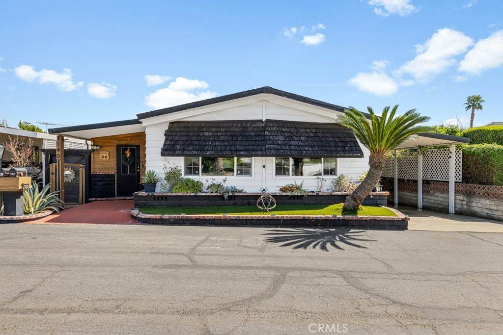 8651 Foothill Blvd #140 - Photo 1