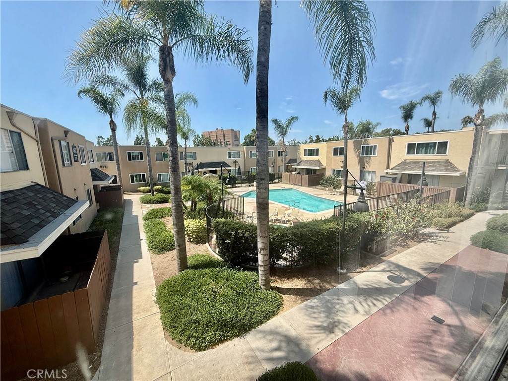 https://bt-photos.global.ssl.fastly.net/socal/orig_boomver_1_504798658-3.jpg