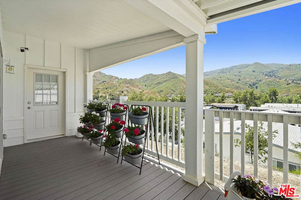 https://bt-photos.global.ssl.fastly.net/socal/orig_boomver_1_506861464-2.jpg