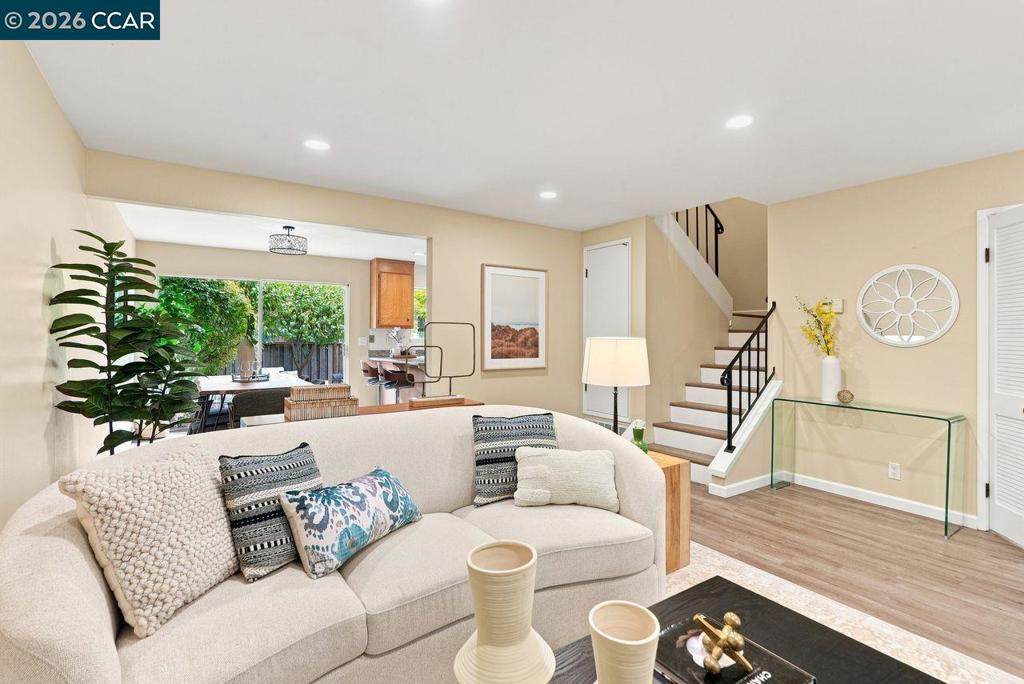 167 Miramonte Dr - Photo 1