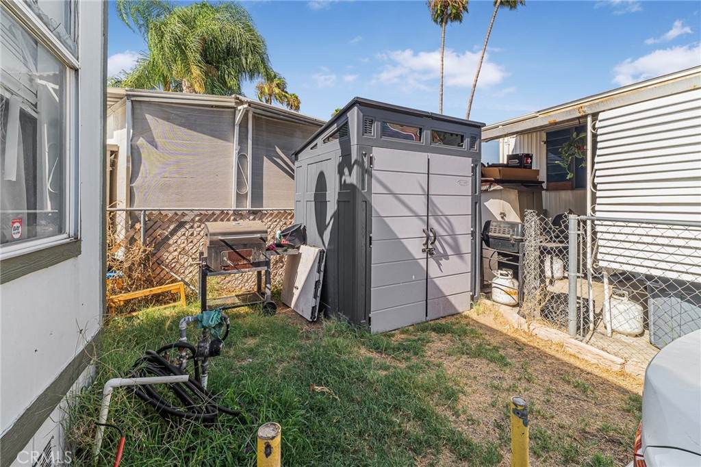 https://bt-photos.global.ssl.fastly.net/socal/orig_boomver_1_515274908-2.jpg