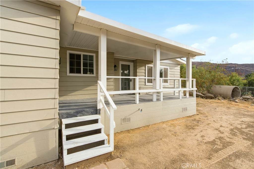 https://bt-photos.global.ssl.fastly.net/socal/orig_boomver_1_515596390-2.jpg