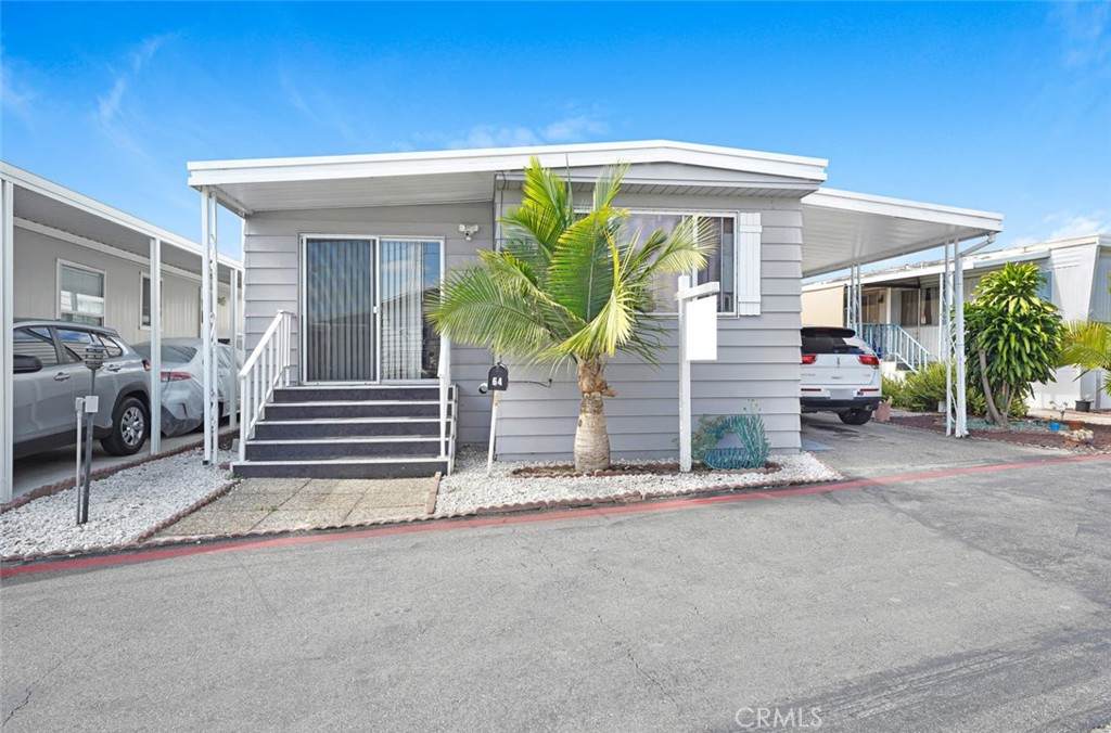 17705 Western - Photo 1