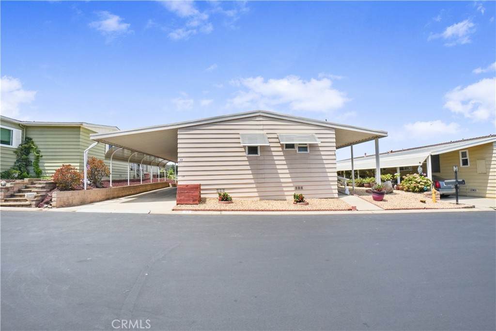 1195 La Moree Road - Photo 1
