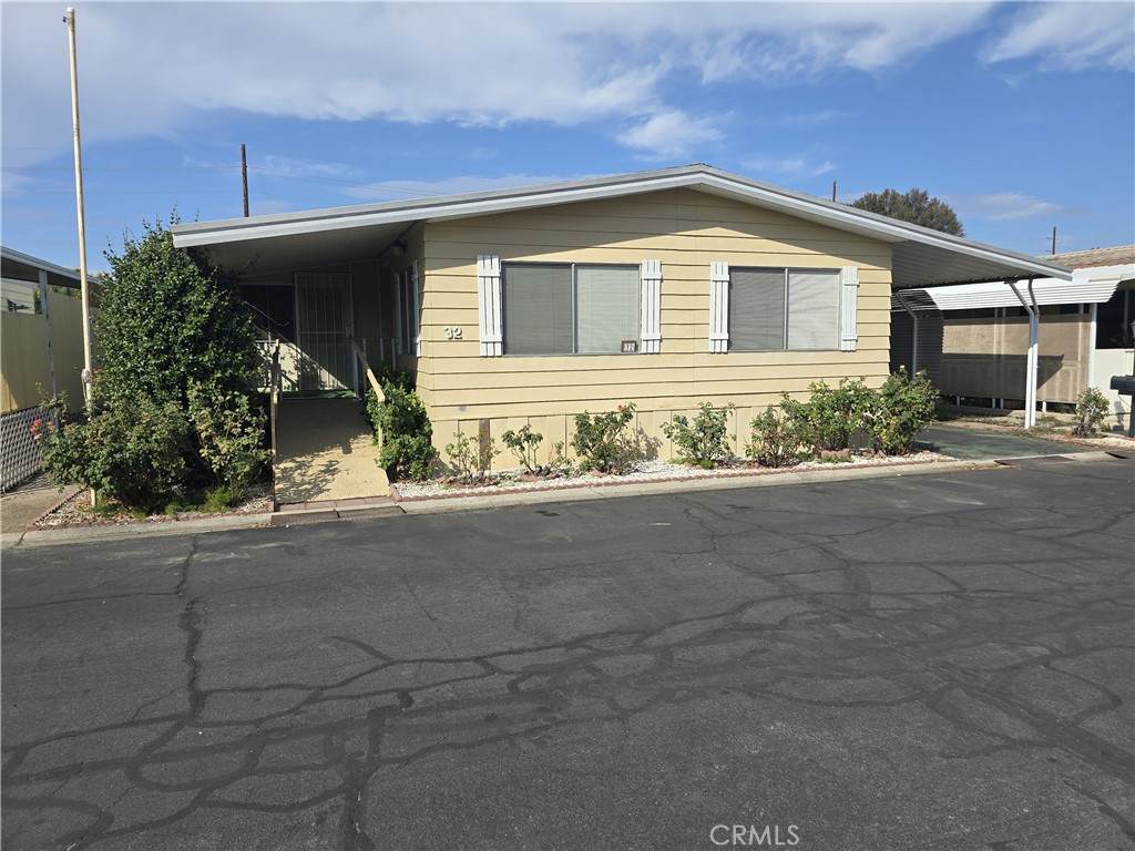 1499 Old Mountain Avenue - Photo 1