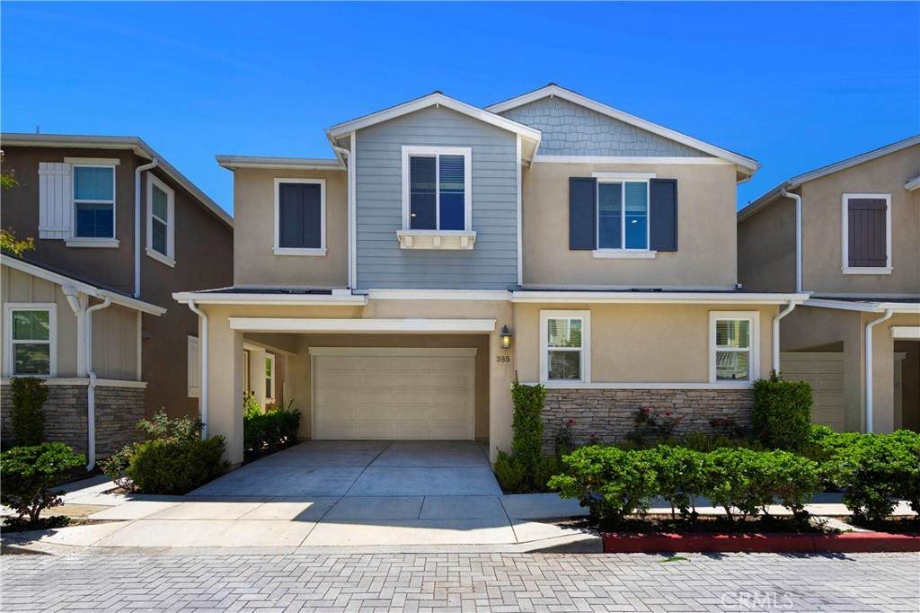 385 Avelina - Photo 1