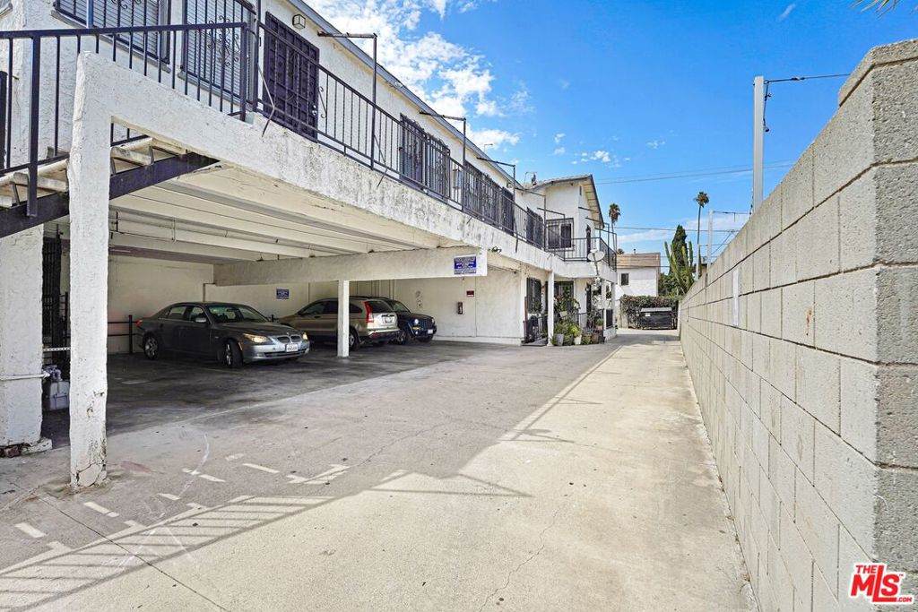 https://bt-photos.global.ssl.fastly.net/socal/orig_boomver_1_518003226-2.jpg