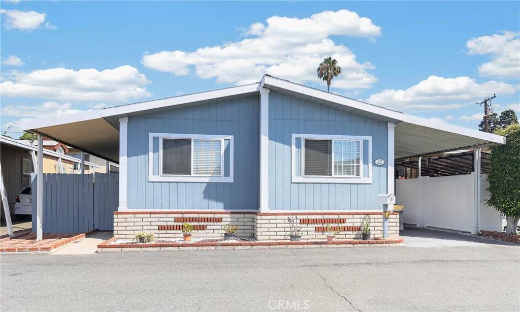 11301 Euclid Street - Photo 1