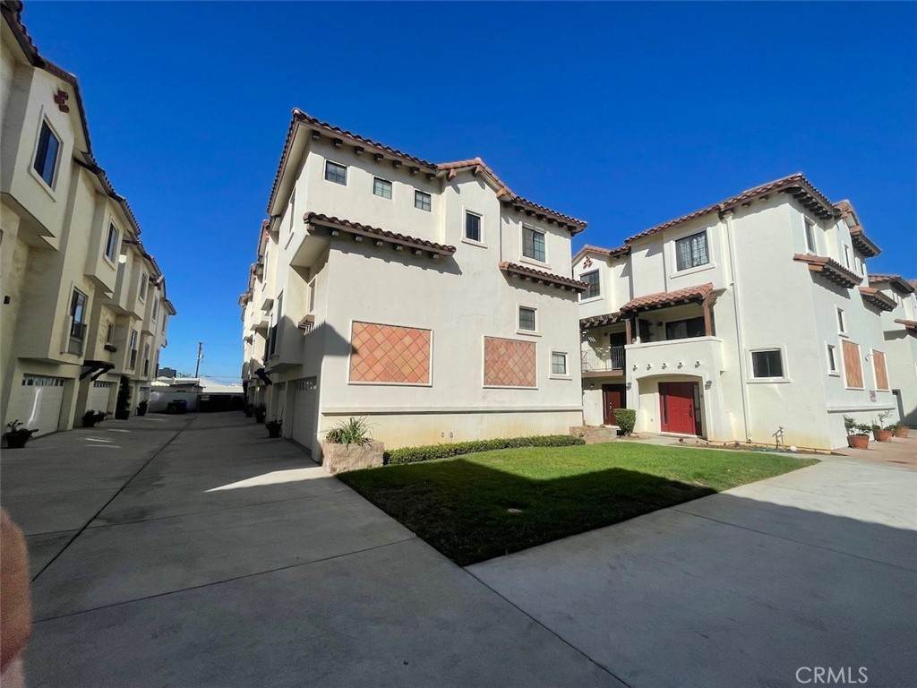 https://bt-photos.global.ssl.fastly.net/socal/orig_boomver_1_520341092-2.jpg
