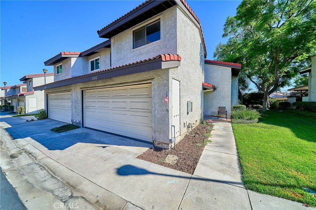 11832 Los Alisos Circle - Photo 1
