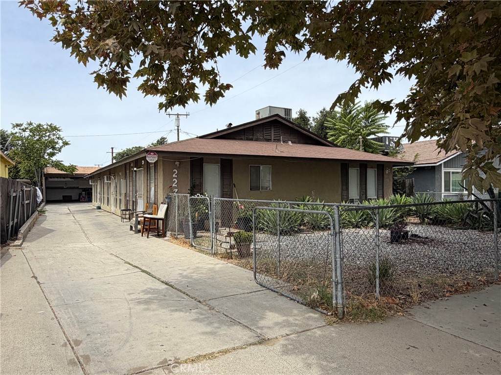 https://bt-photos.global.ssl.fastly.net/socal/orig_boomver_1_520657390-2.jpg
