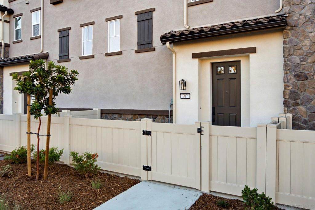 244 Pico Ave - Photo 1