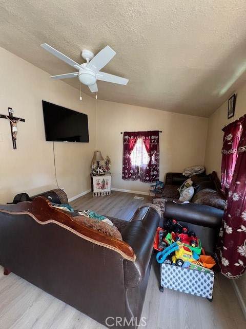 https://bt-photos.global.ssl.fastly.net/socal/orig_boomver_1_521403826-2.jpg