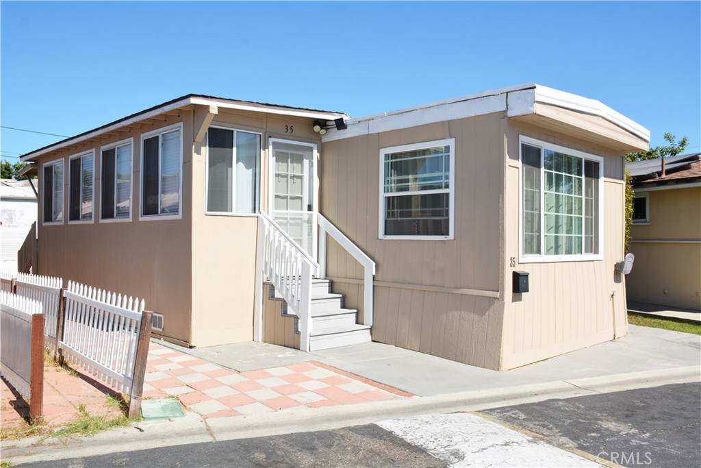 https://bt-photos.global.ssl.fastly.net/socal/orig_boomver_1_525527475-2.jpg
