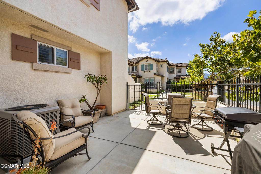 https://bt-photos.global.ssl.fastly.net/socal/orig_boomver_1_525757146-2.jpg