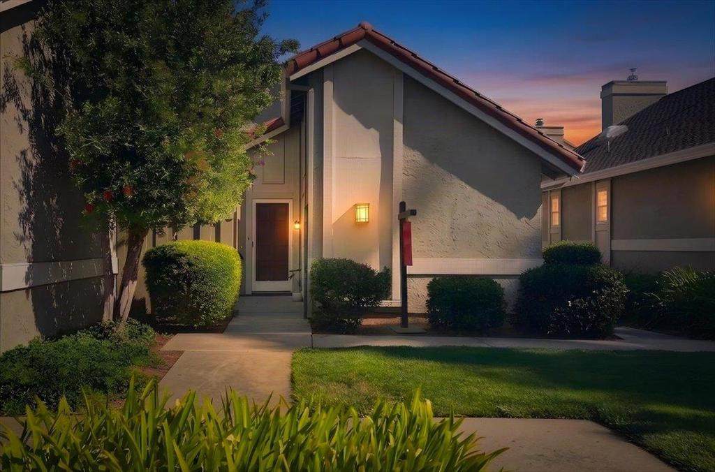https://bt-photos.global.ssl.fastly.net/socal/orig_boomver_1_526967031-2.jpg