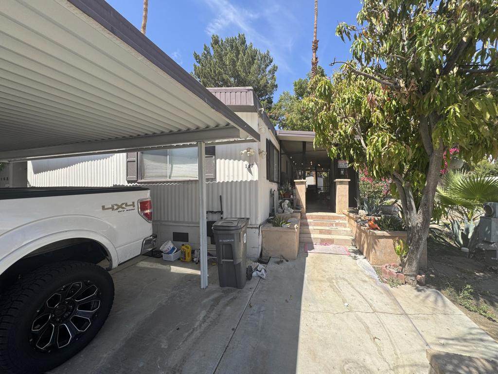 https://bt-photos.global.ssl.fastly.net/socal/orig_boomver_1_527496615-2.jpg