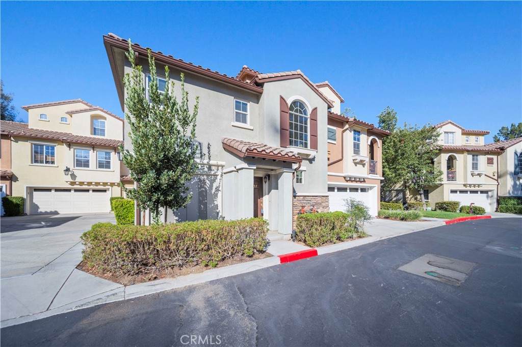 https://bt-photos.global.ssl.fastly.net/socal/orig_boomver_1_527683600-2.jpg