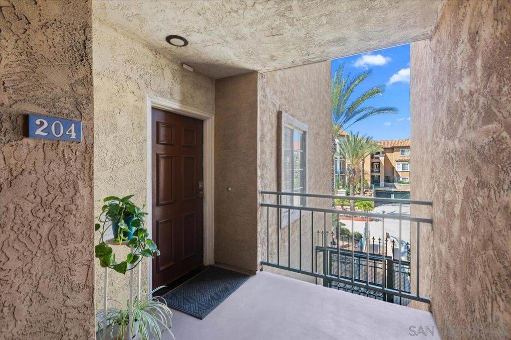 https://bt-photos.global.ssl.fastly.net/socal/orig_boomver_1_529111684-2.jpg