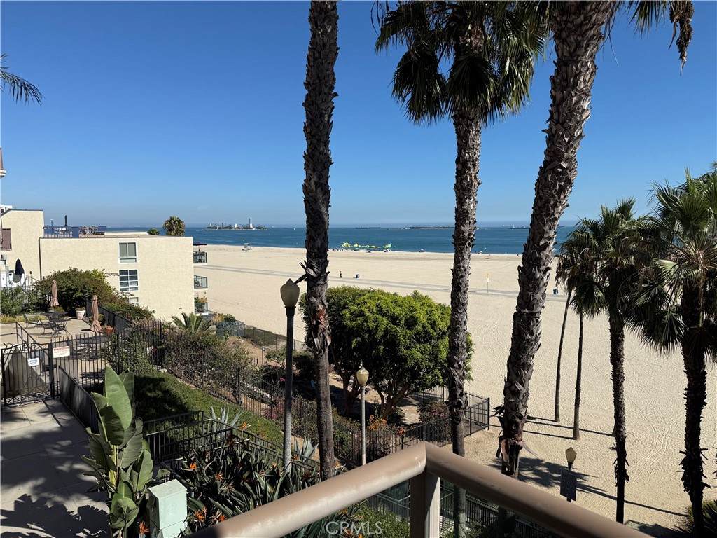 1000 Ocean Boulevard - Photo 1