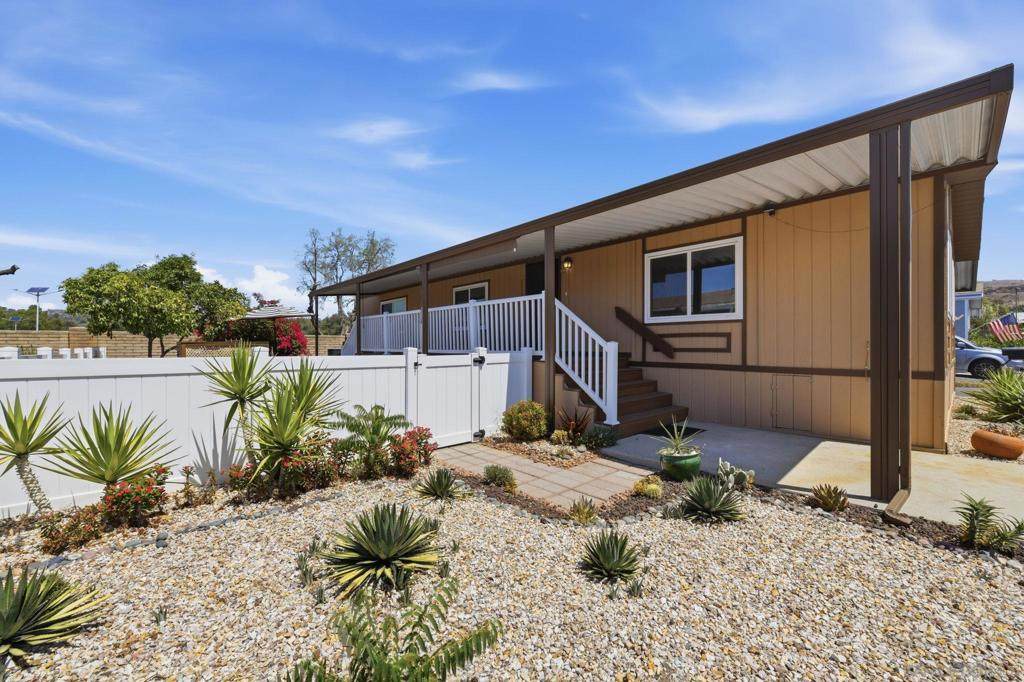 11949 Riverside Dr - Photo 1