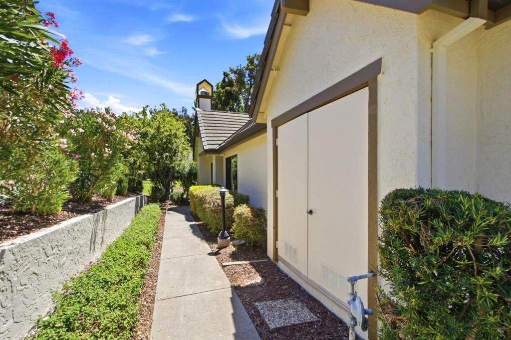 https://bt-photos.global.ssl.fastly.net/socal/orig_boomver_1_533737452-2.jpg