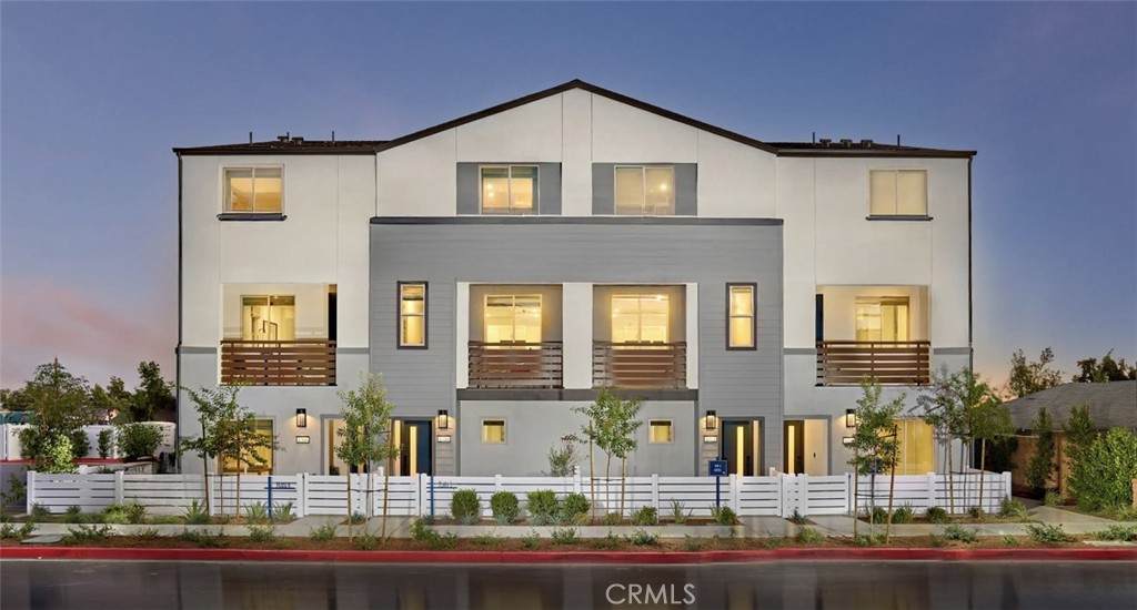 1304 W Oak Crest Paseo - Photo 1