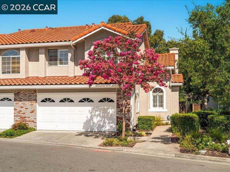 465 Clovercrest Ln - Photo 1