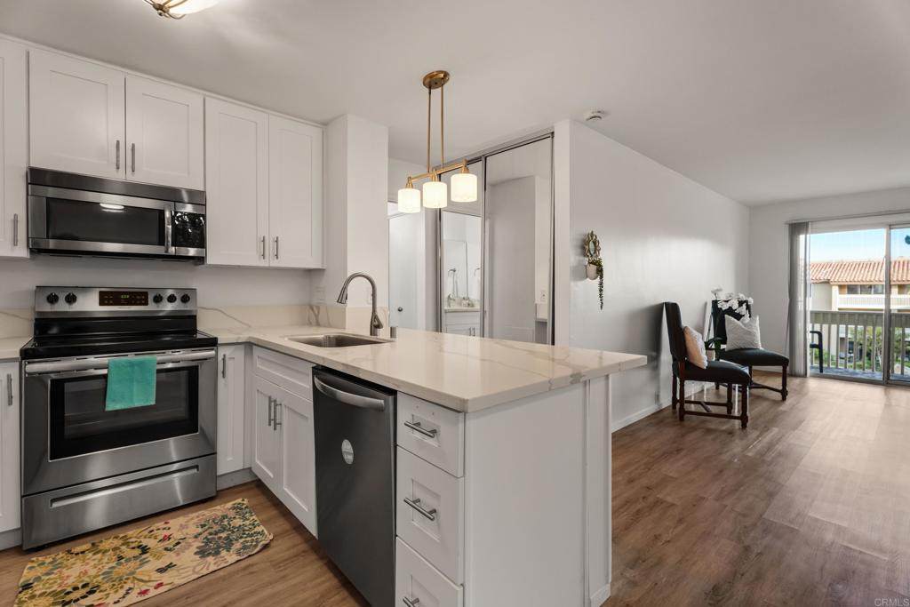 1801 Diamond Street - Photo 1