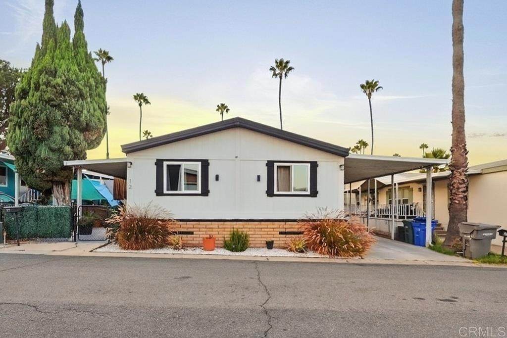 2515 Sweetwater Road - Photo 1