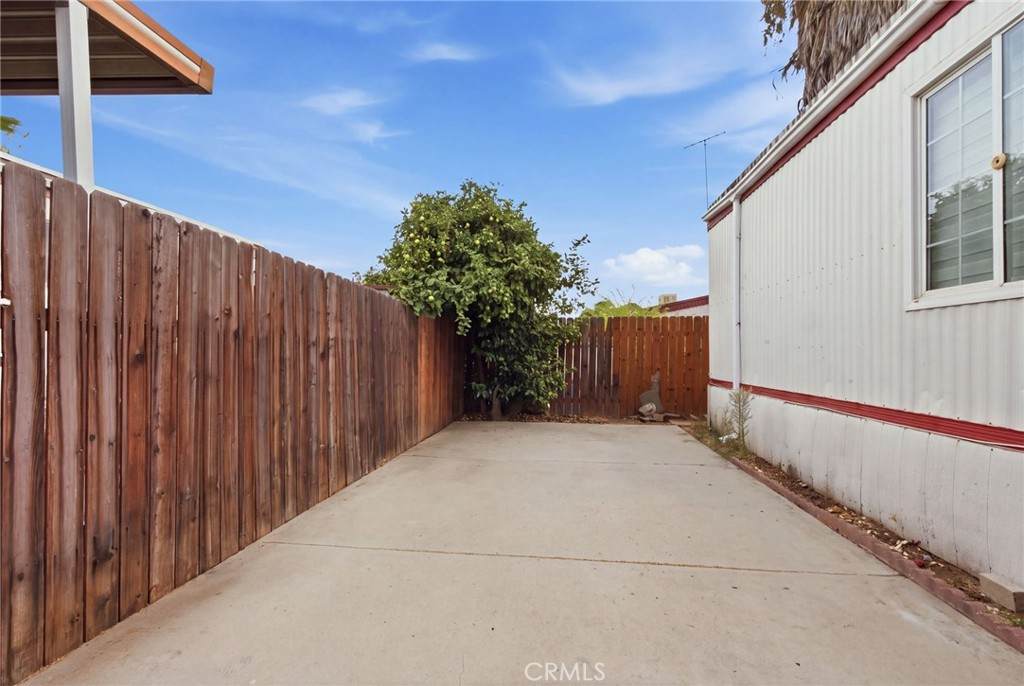 https://bt-photos.global.ssl.fastly.net/socal/orig_boomver_1_540020042-2.jpg