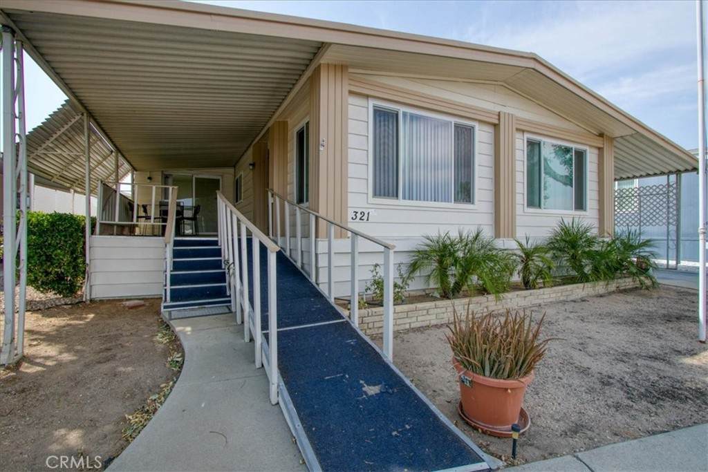 https://bt-photos.global.ssl.fastly.net/socal/orig_boomver_1_540202146-2.jpg